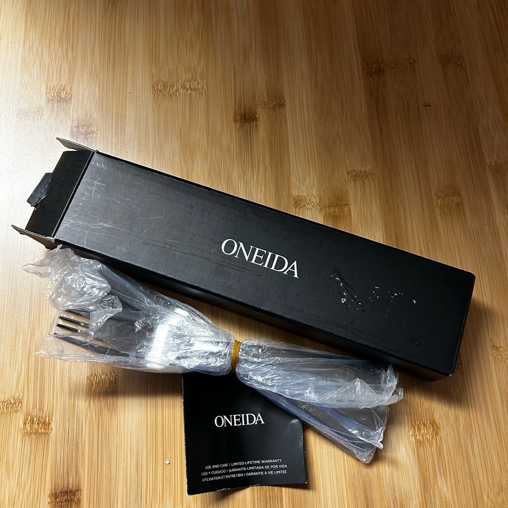 Oneida Aptitude Stainless Steel Fork Set